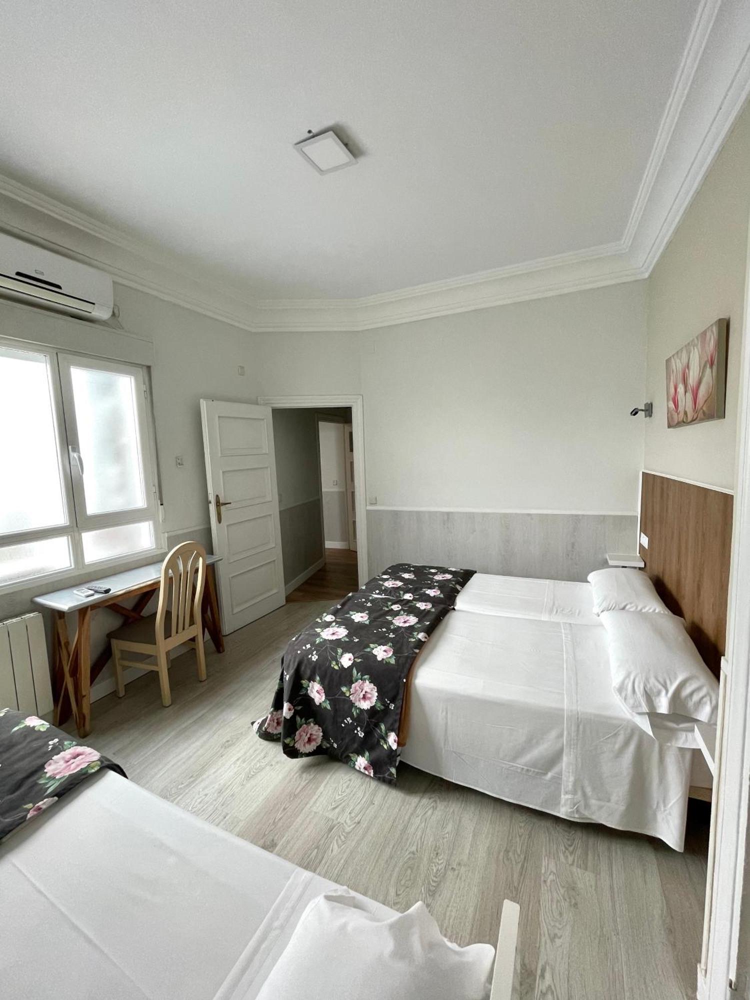 Apartamentos Mayor Centro Madrid Luaran gambar