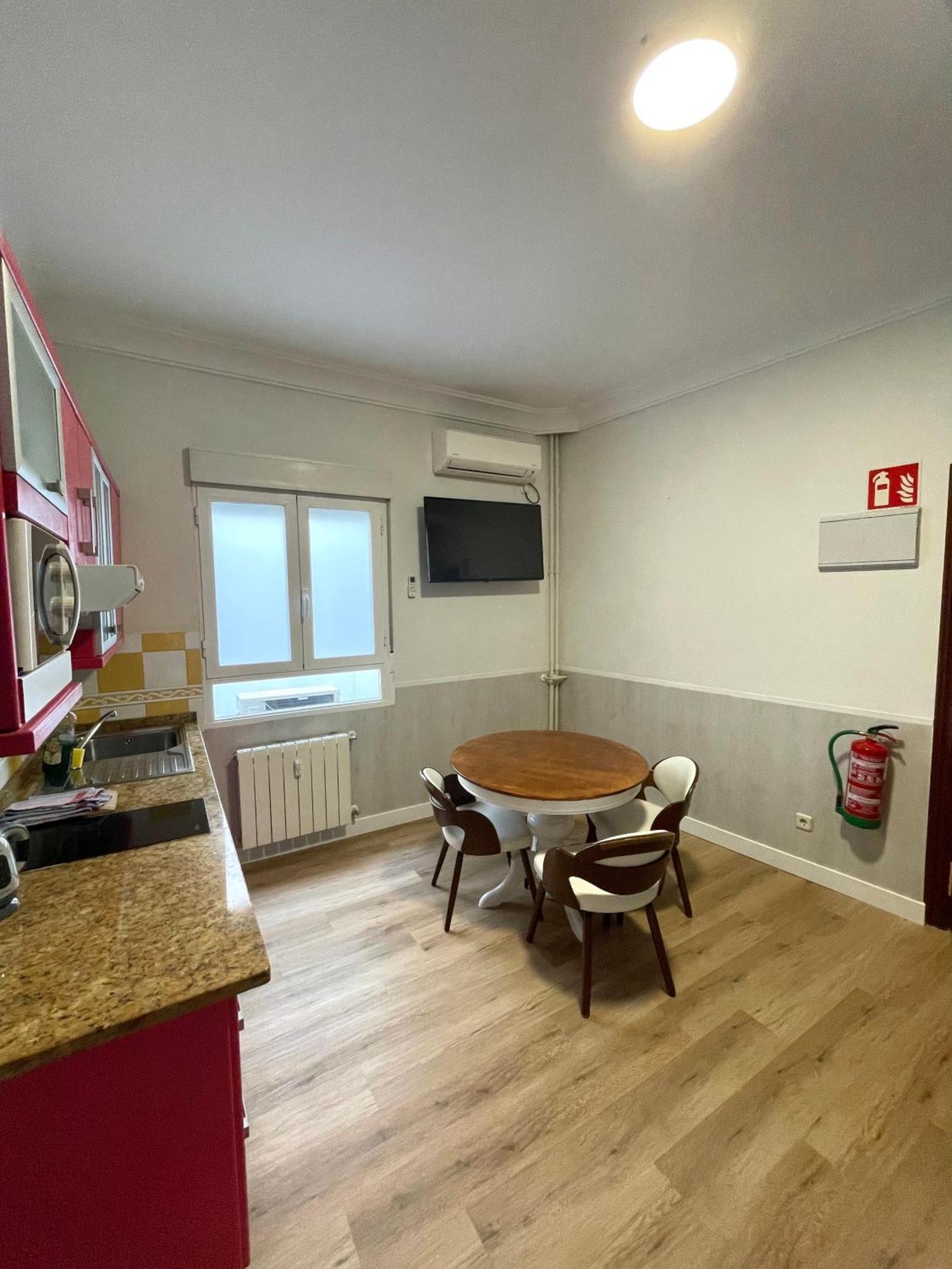 Apartamentos Mayor Centro Madrid Luaran gambar