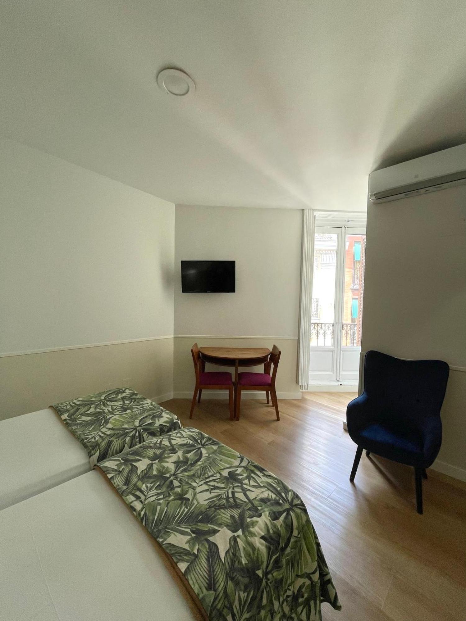 Apartamentos Mayor Centro Madrid Luaran gambar